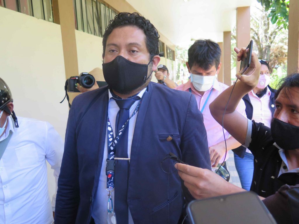 Gerente Barreto evita hablar sobre muerte del ciclista Ponce Ramírez