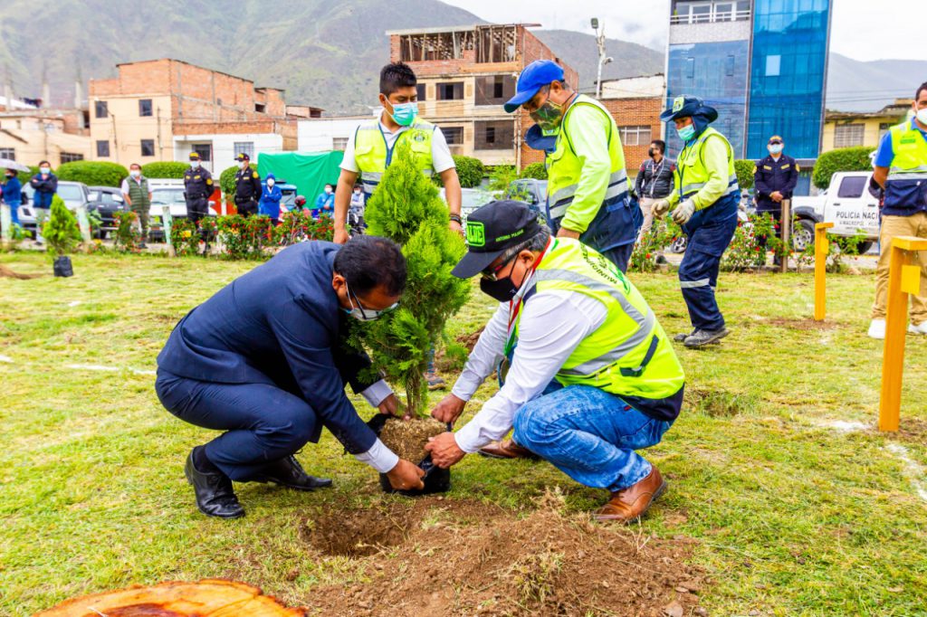 Inaugurado “Bosque de la Memoria” para recordar los caídos por la COVID-19