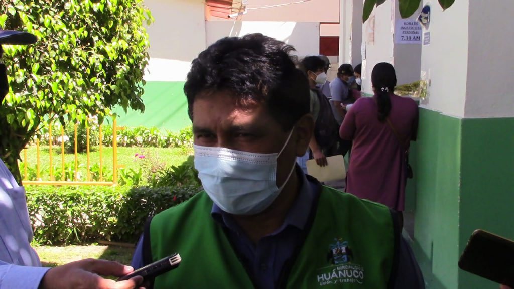 Inspector de tránsito implicado en robo de autopartes