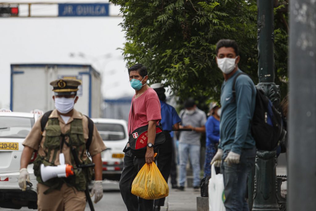 Colegio Médico del Perú pide que Gobierno aplique medias más estrictas en regiones con alta tasa de contagios