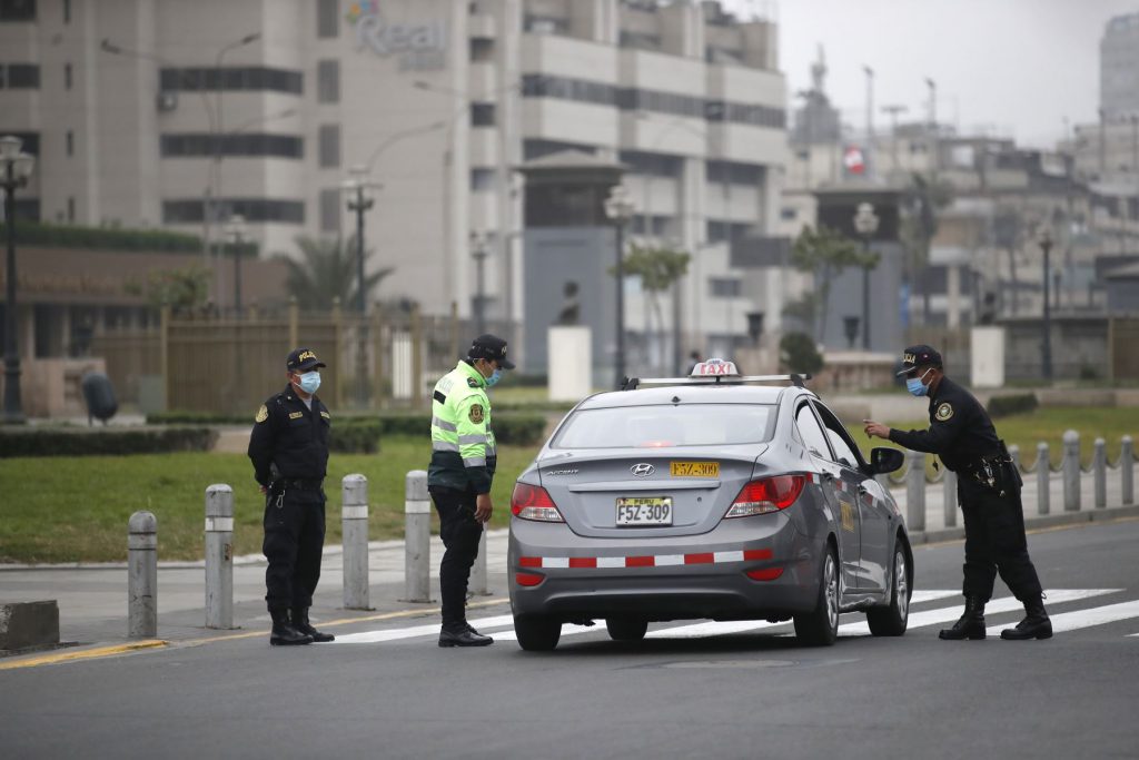 Anuncian nuevas medidas para seguir combatiendo la COVID-19