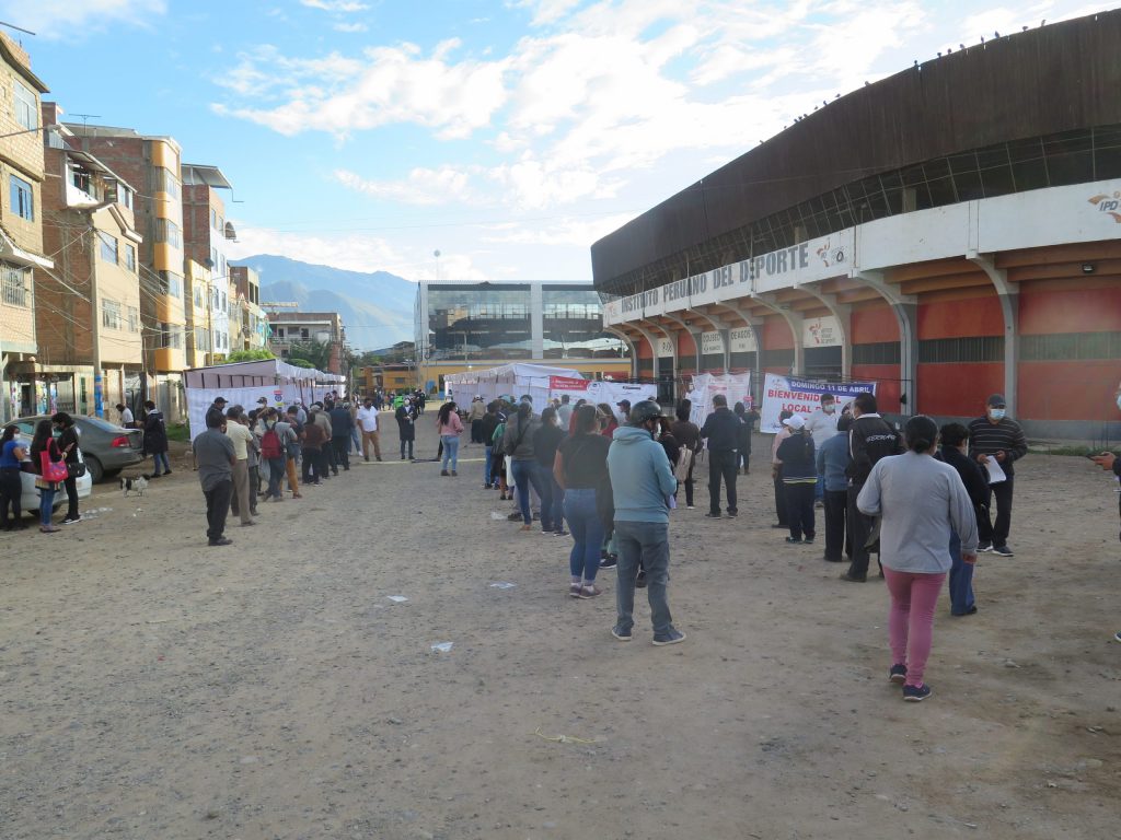 Retraso e inasistencia de miembros de mesa en elecciones generales