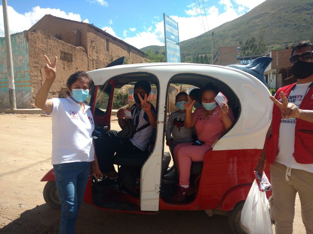 Candidata Mónica Daga impulsará sector transporte de Huánuco