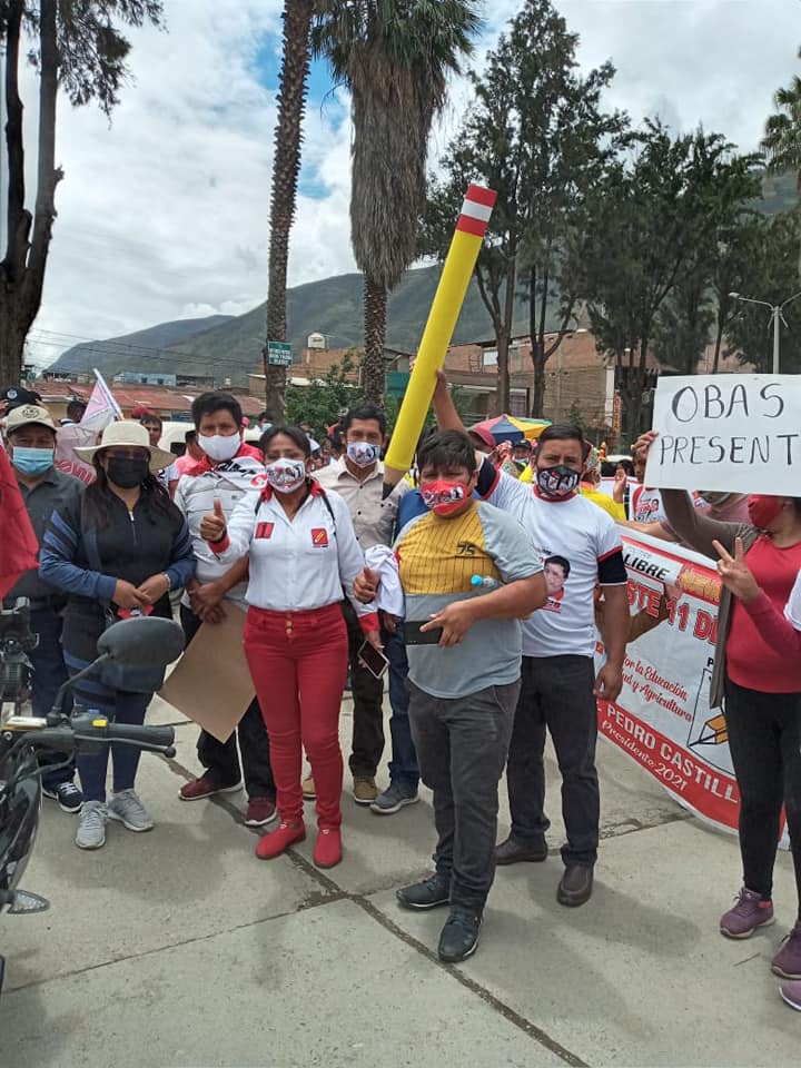 Congresista recorre sectores huanuqueños buscando apoyo a Pedro Castillo
