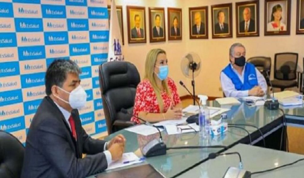 EsSalud instalará 34 plantas de oxígeno en regiones