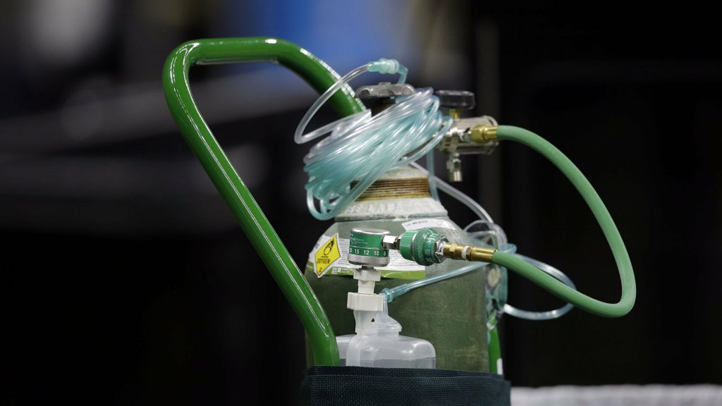 Más de 600 municipios brasileños en riesgo de quedarse sin oxígeno en los hospitales para atender a pacientes graves de COVID-19