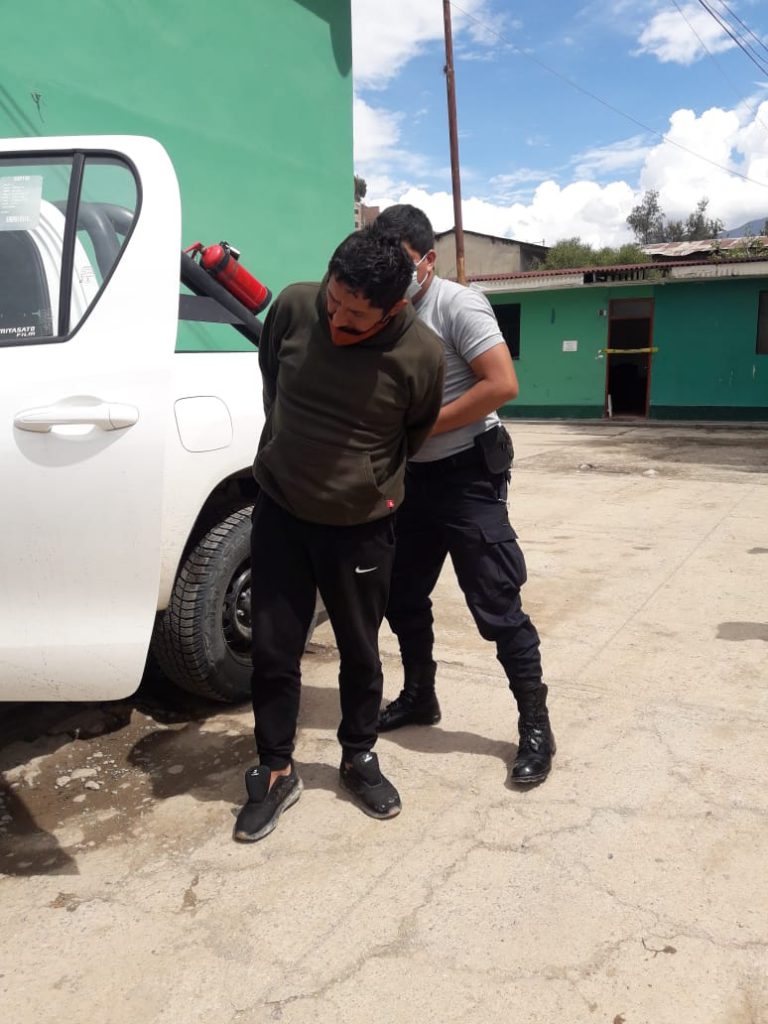 Teniente gobernador acusado de golpear a su expareja