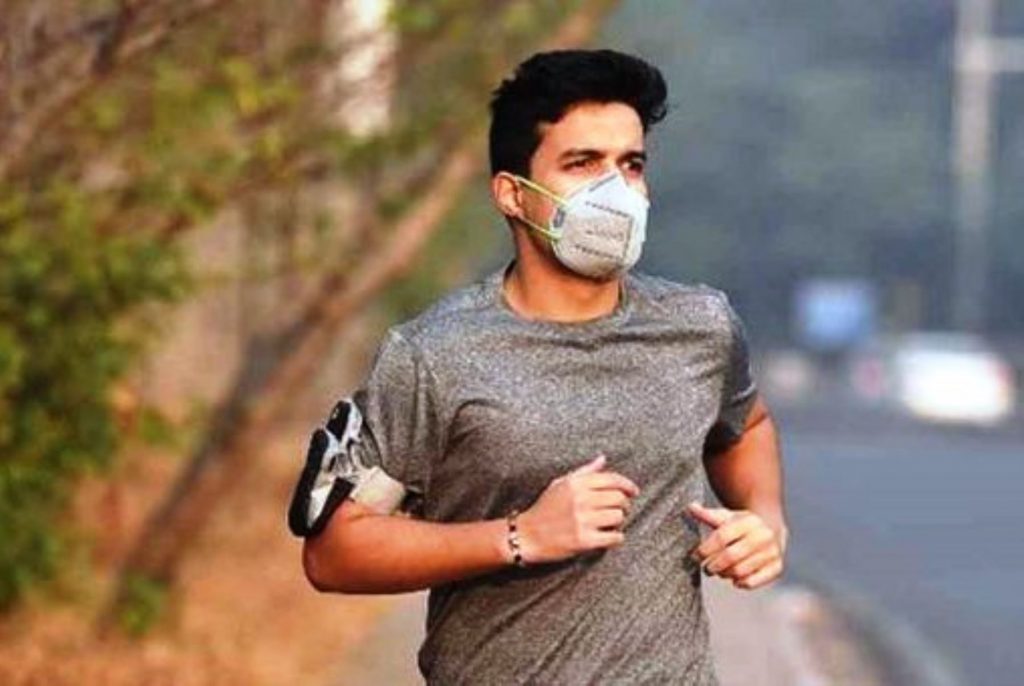 Falta de ejercicio duplica riesgo de contraer COVID-19 grave