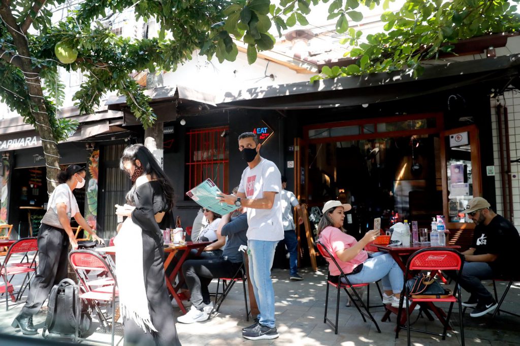 Hallan una nueva variante del coronavirus en el interior de Sao Paulo