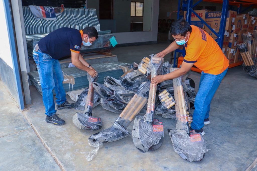 Entregan herramientas al distrito de Jircan para rehabilitación de vías