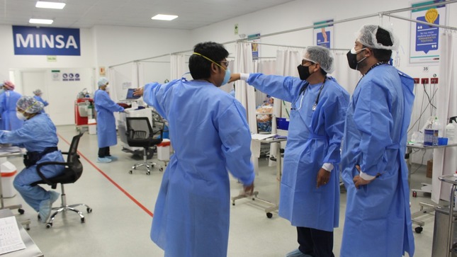 Hospital de contingencia en crisis por falta de oxígeno y camas UCI