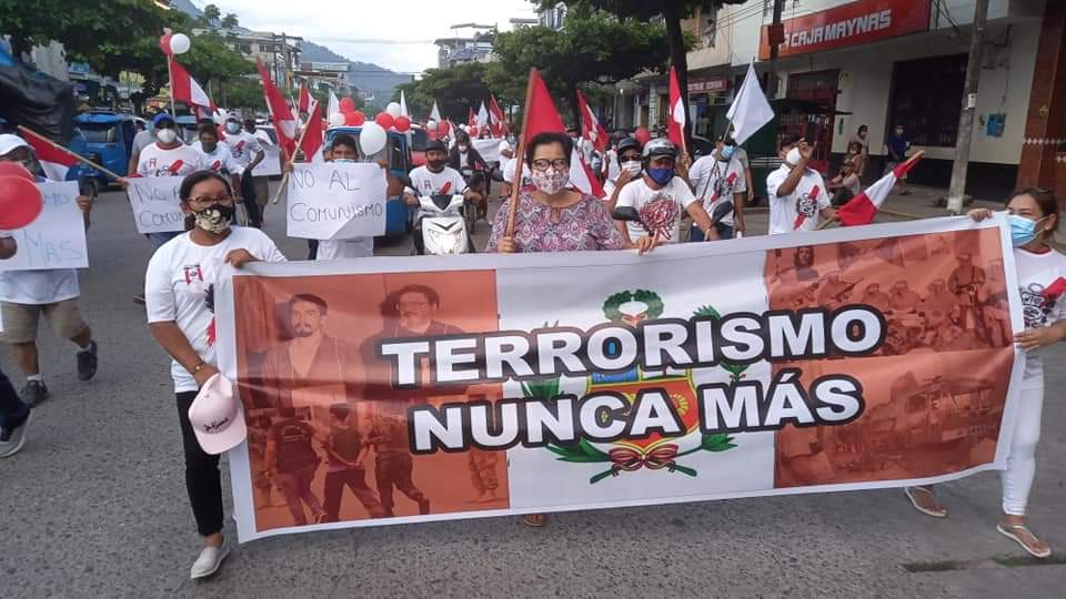Tingo María se levantó a favor de la Democracia