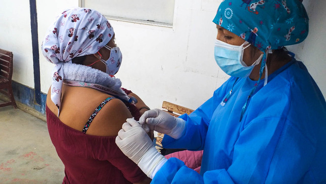 Vacunan a trabajadores del Valdizán contra varias enfermedades