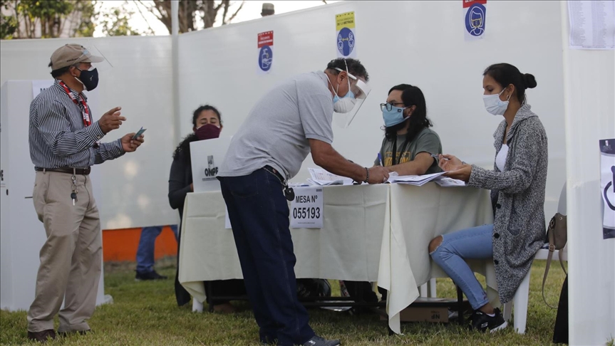 Jefe de ONPE pide ir a votar con orden, distanciamiento y doble mascarilla