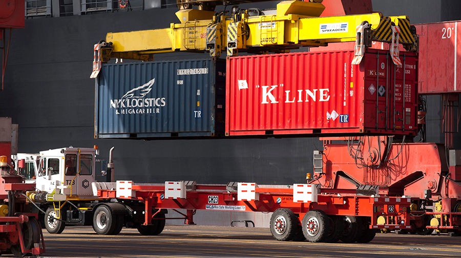 Restringir importaciones aumentaría el precio de productos básicos o los desaparecería