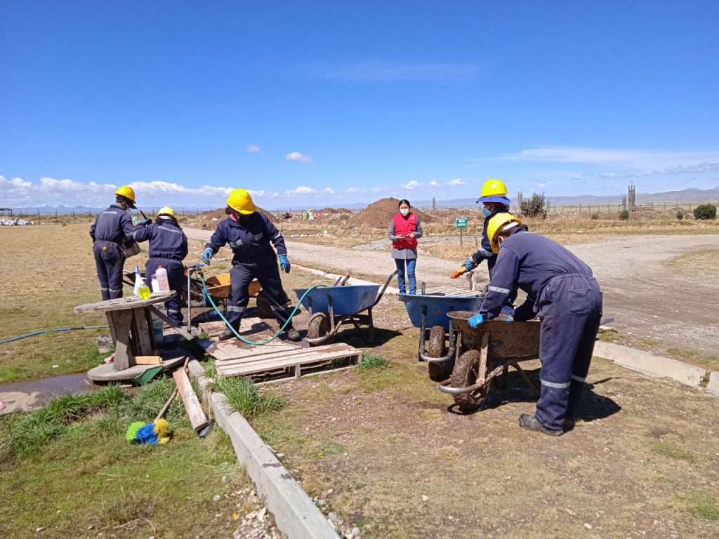 Contraloría advirtió sobre riesgos de salud que podrían afectar al personal de limpieza de cuatro municipalidades