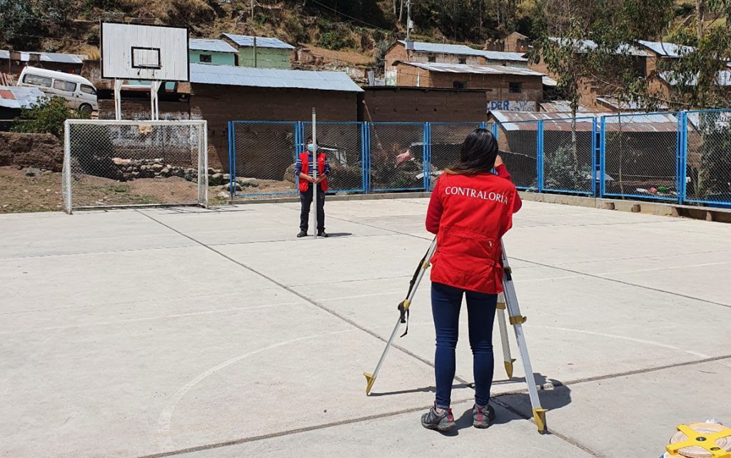 Detectan irregularidades en contratación y ejecución de losa multideportiva