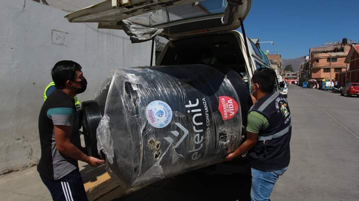 Entregan materiales para instalación de sistema hídrico en centro de salud de San José de Paucar