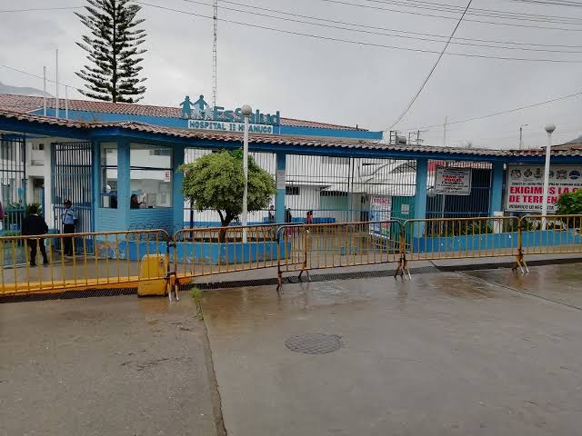 Trabajadores del Hospital EsSalud Huánuco siguen sin cobrar sueldos y salarios