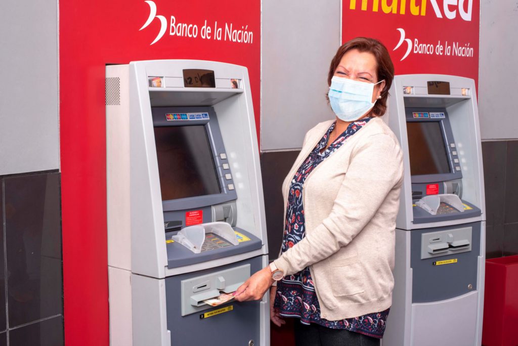 Aprueban aguinaldo por Fiestas Patrias de S/ 300 para sector público