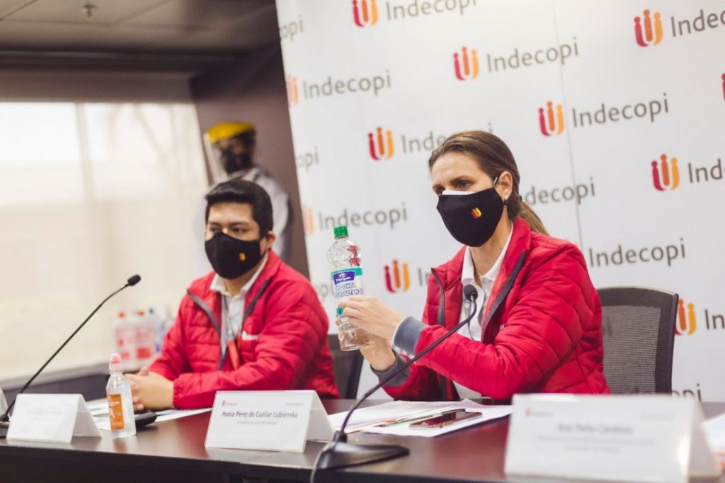 Indecopi detecta dos marcas de alcoholes que perjudican la salud