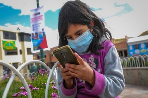 Plan “Todos Conectados” beneficiará a dos millones de peruanos este año