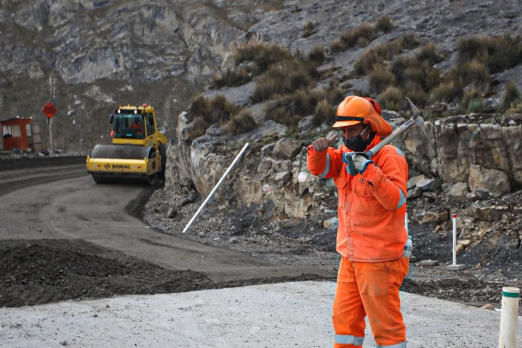 Construcción de 4 carreteras en la sierra central dinamizarán la economía