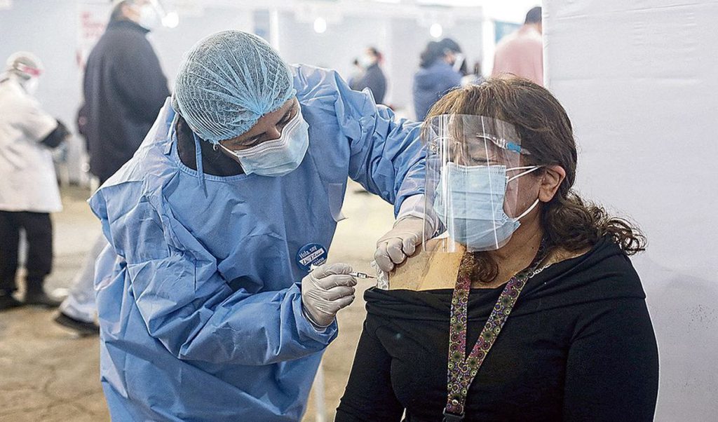 Más de 7 467 000 ciudadanos ya recibieron su primera dosis contra la COVID-19