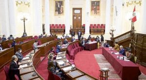 reducir o elevar votos