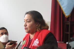 candidatos fuera de carrera