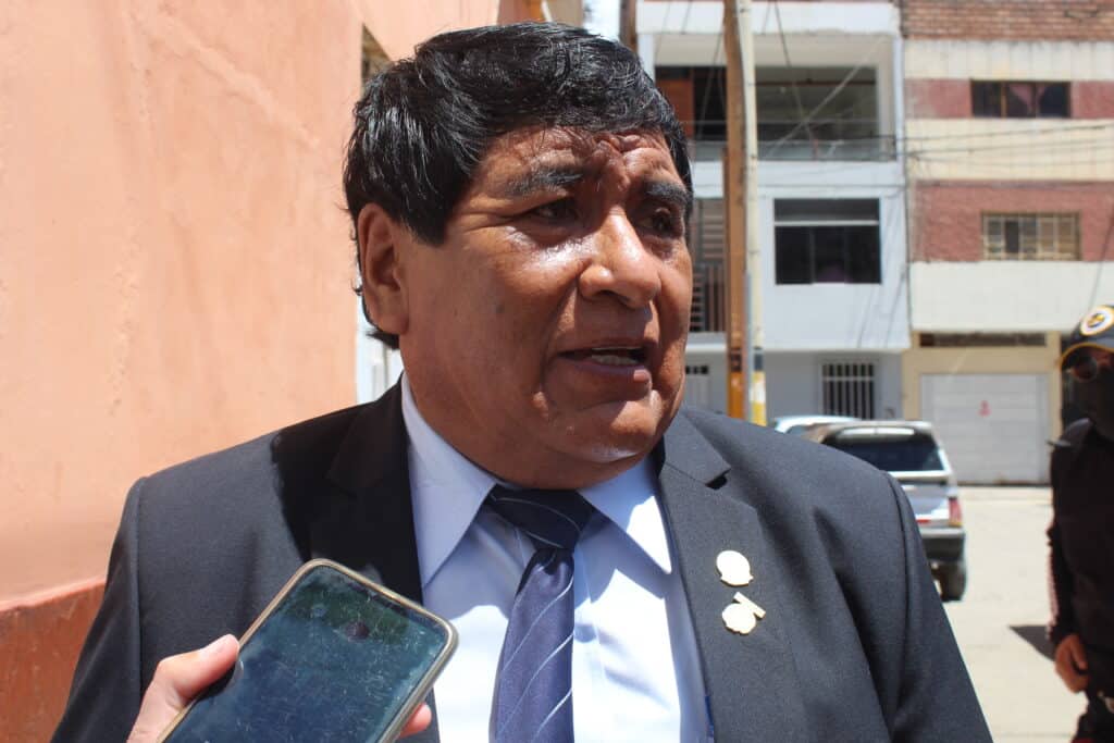 culpó a asesor jurídico