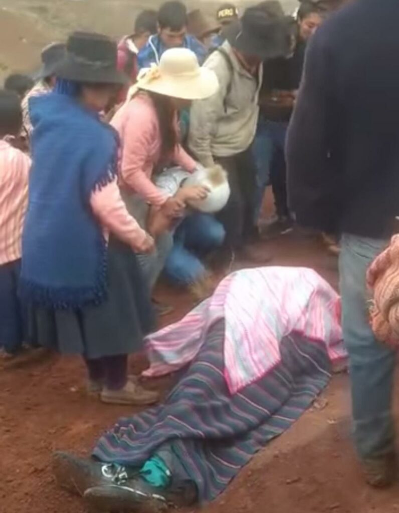 Rayo mata a poblador