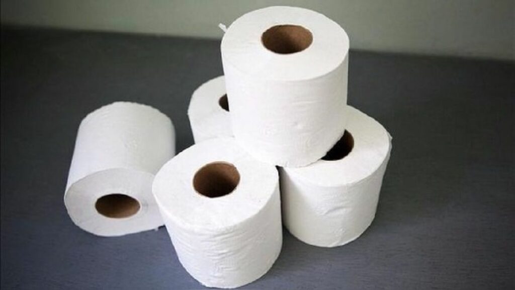 Usan papel higiénico para prevenir suicidios en Japón