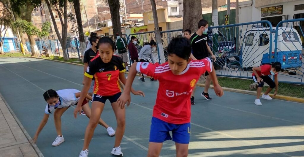 Atletas huanuqueños