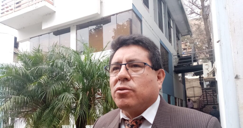 trabajadores CAS 004