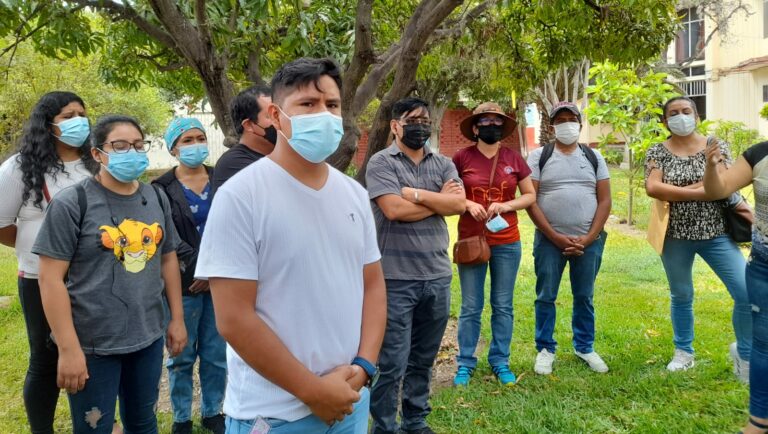 Trabajadores CAS 004