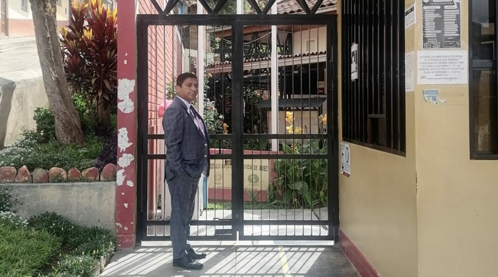 Traficantes de tierras