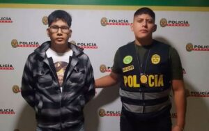 Profesor que citaba a escolar