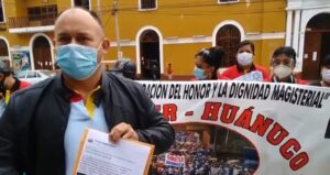 Docentes realizaron vigilia