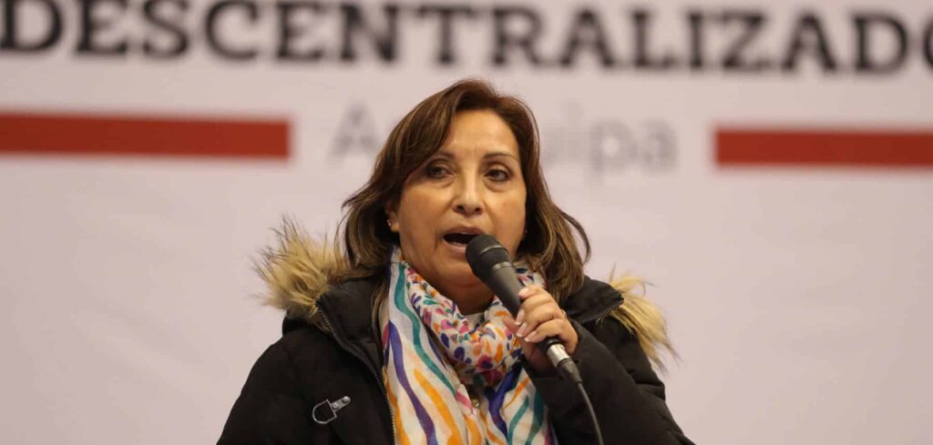 Boluarte correría la misma situación de Castillo