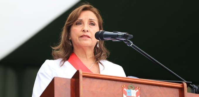 Iglesias católicas y evangélicas