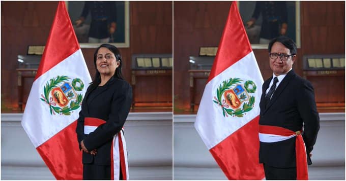 Renuncian ministros de Cultura y de Educación