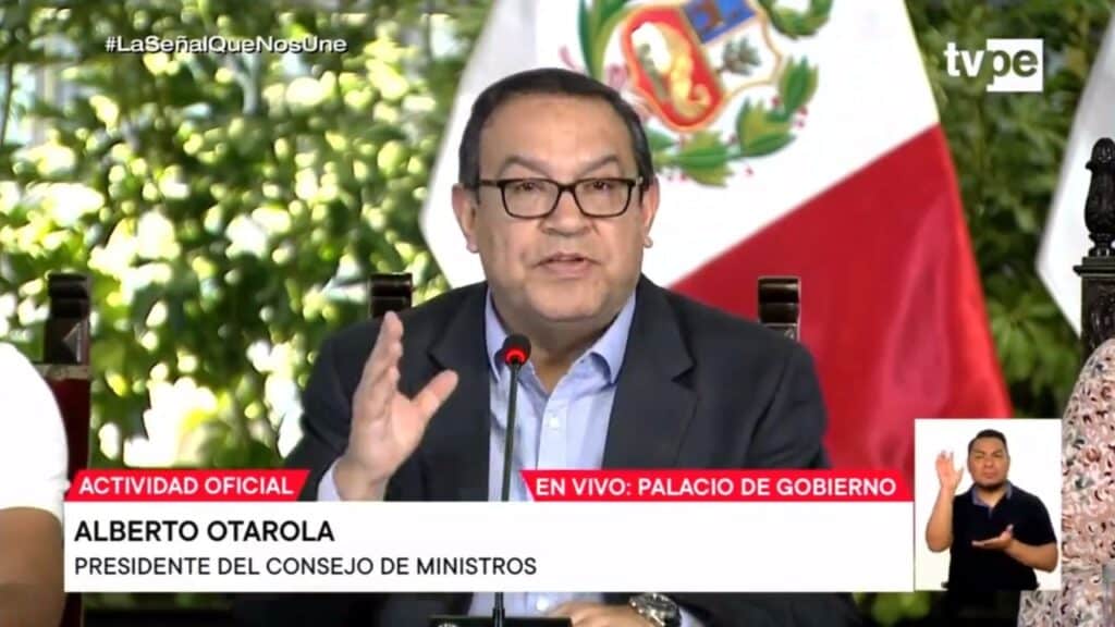 Otárola rechazó rumores