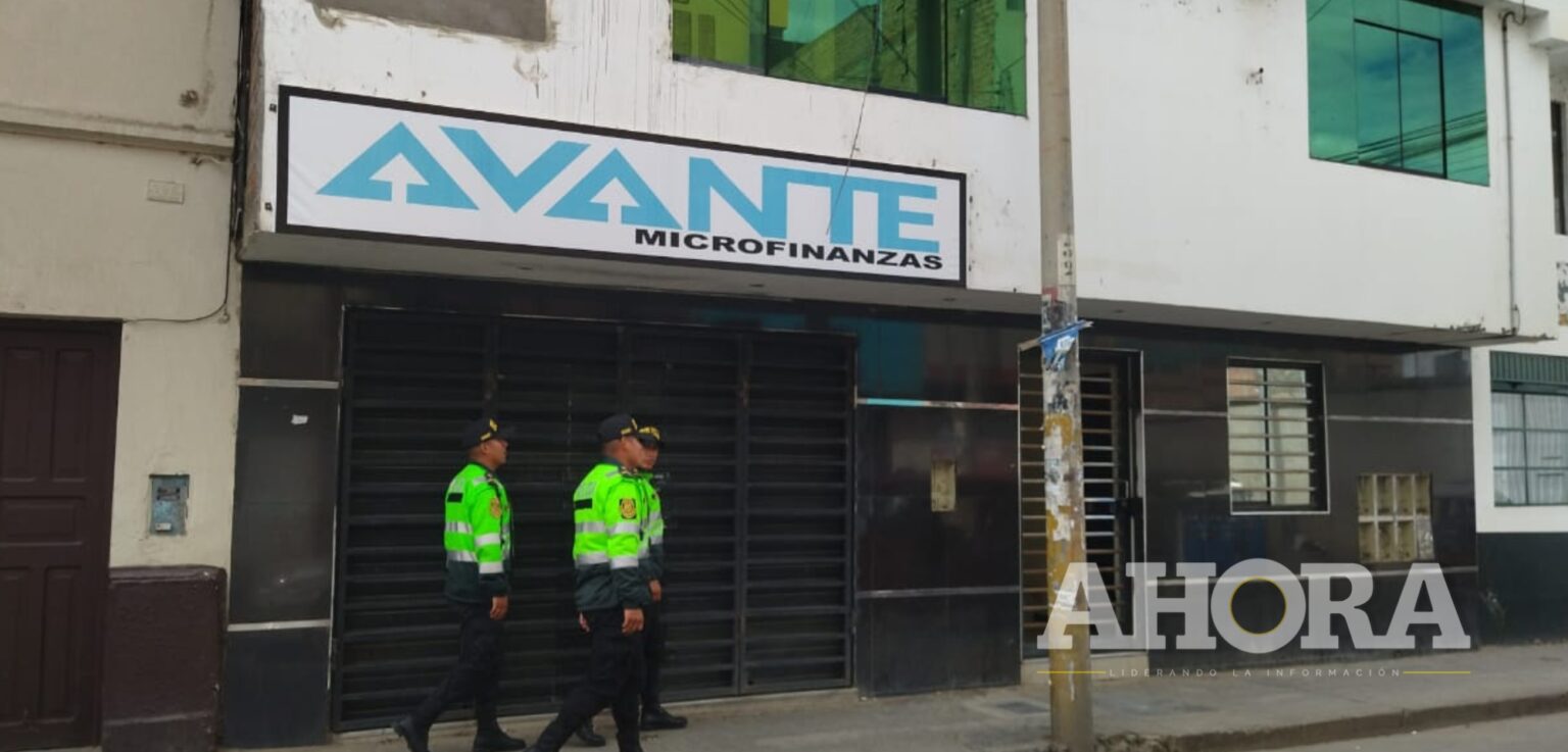 Pistoleros asaltaron y robaron