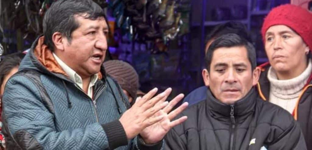 Falta de agua potable y desagüe en el distrito Simón Bolívar