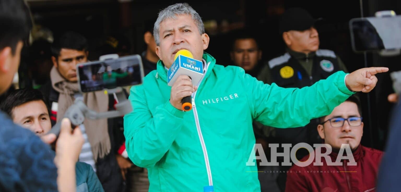 Antonio Pulgar entregó fertilizantes y herramientas a productores de Pachitea