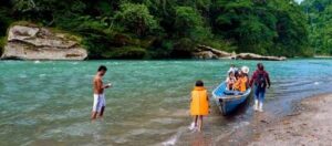 Joven ingeniero se ahogó tras darse un refrescante chapuzón en el río Palcazu