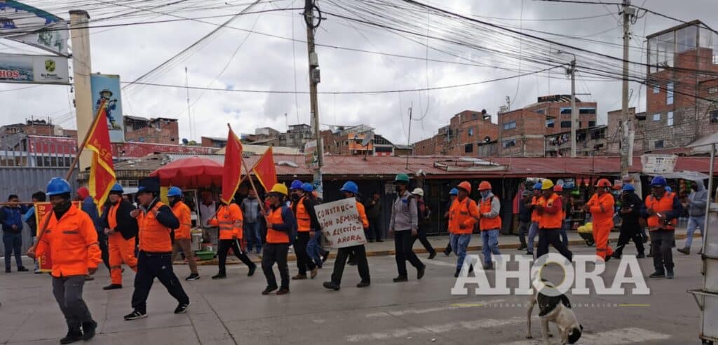 Trabajadores de construcción civil acataron paro contra Dina Boluarte