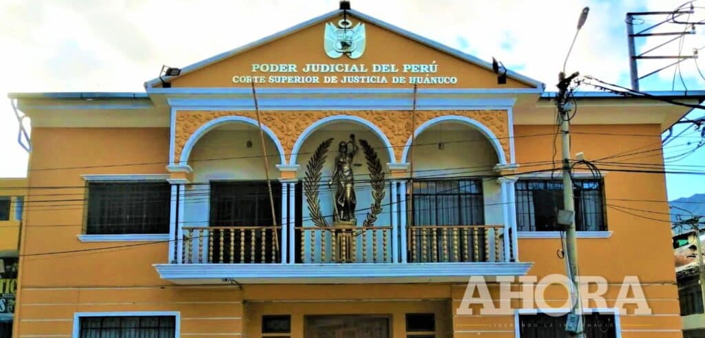 Dictan 10 años de prisión para sujeto que golpeó a su expareja en la vía pública