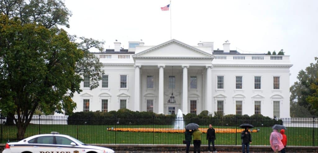 Casa Blanca: “No hay actividad extraterrestre en los objetos voladores avistados en EE.UU.”